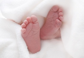 pieds bébé